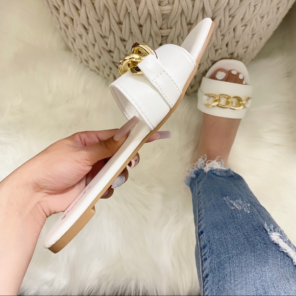 NEW Gina Chain Sandal- White - Picture 3 of 6